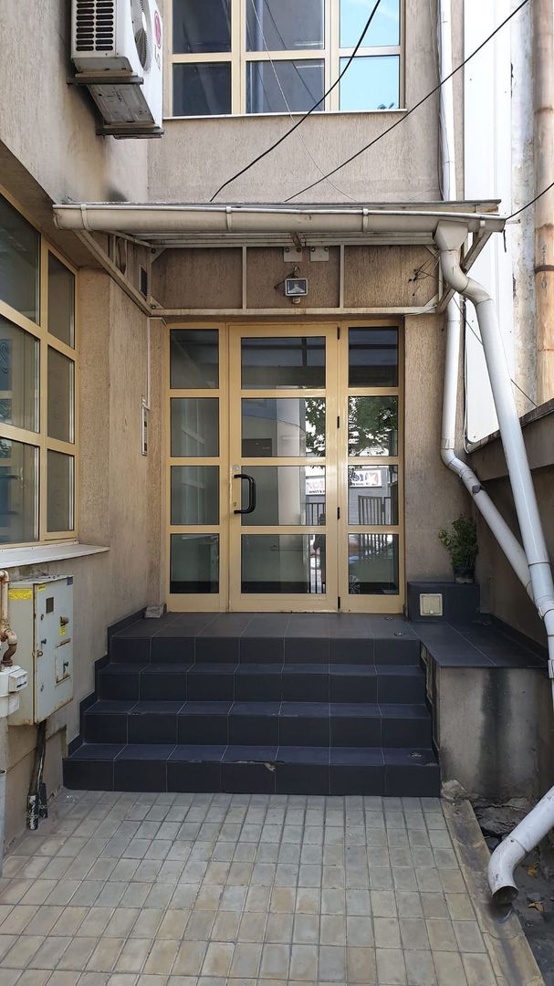 De vanzare Apartament 3 camere Mitropolie, ULTRACENTRAL liniste Unirii - Poză 18