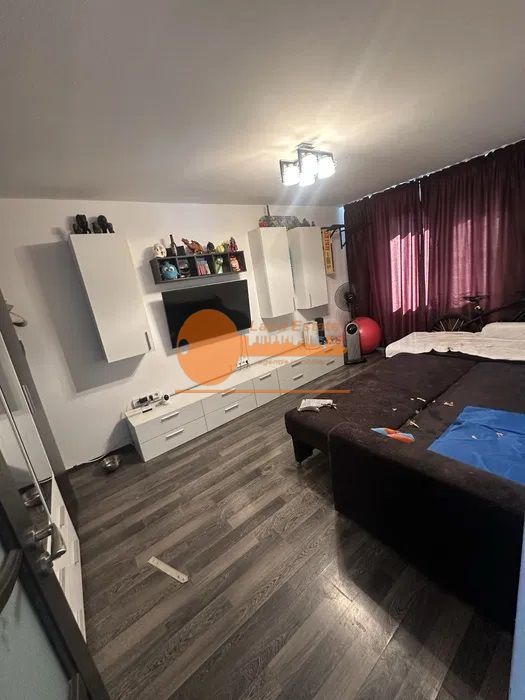 Apartament 2 camere cu cenmtrala,  Piața Veteranilor - Poză 1