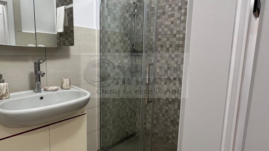 Apartament modern cu 1 camera decomandat - zona Gara - 430€ - Poză 6