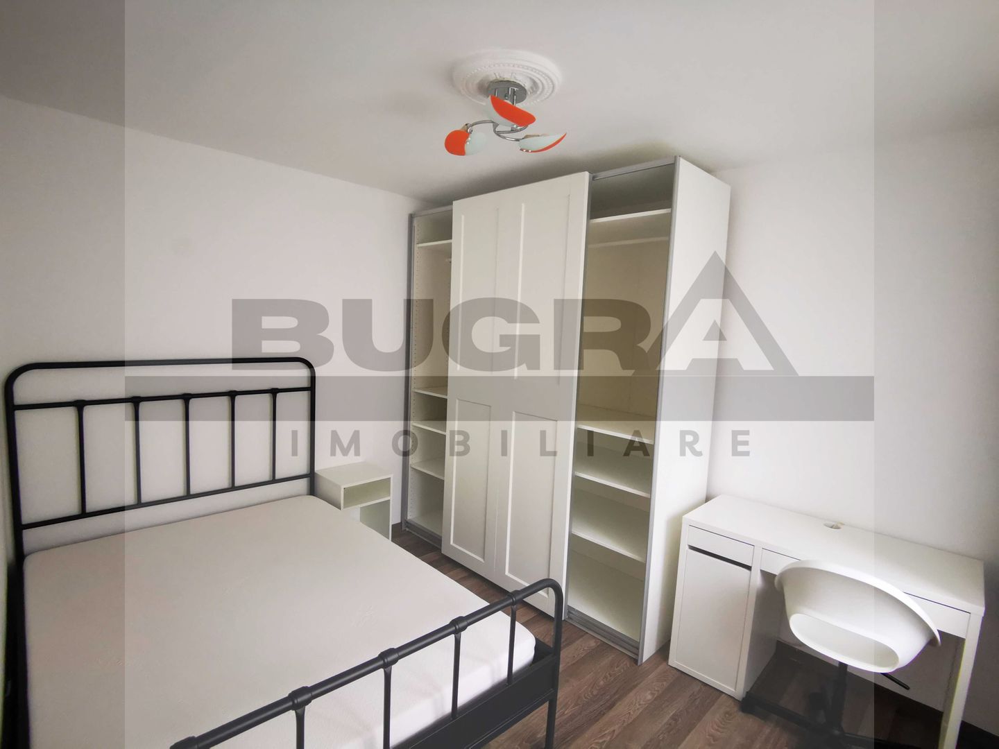 Apartament de o camera, decomandat, 35mp, zona UMF - Poză 4