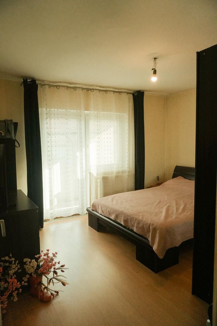 COMISION 0%, Apartament 3 Camere, Decomandat, 2 Bai, Mobilat, Bucovina - Poză 3