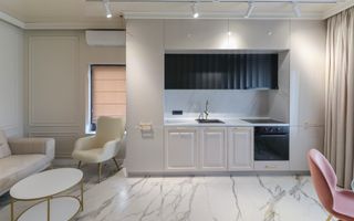 Oportunitate investitie! Vanzare casa cu 3 apartamente in Europa! - Poză 5