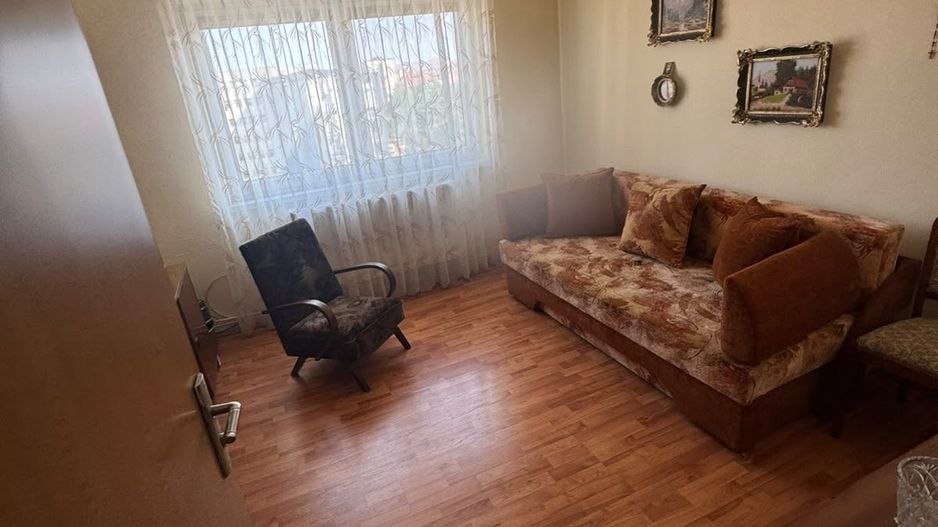Apartament 3 camere, 70 mp utili, balcon, zona Cetate, Alba Iulia - Poză 3