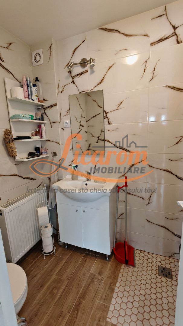 SANPETRU .Casa pretabila 2 familii ( Parinti + copil),singur in curte. - Poză 9