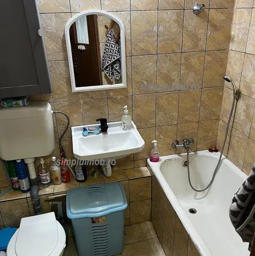 Metrou Aparatorii Patriei 2 camere Bloc Reabilitat - Poză 5