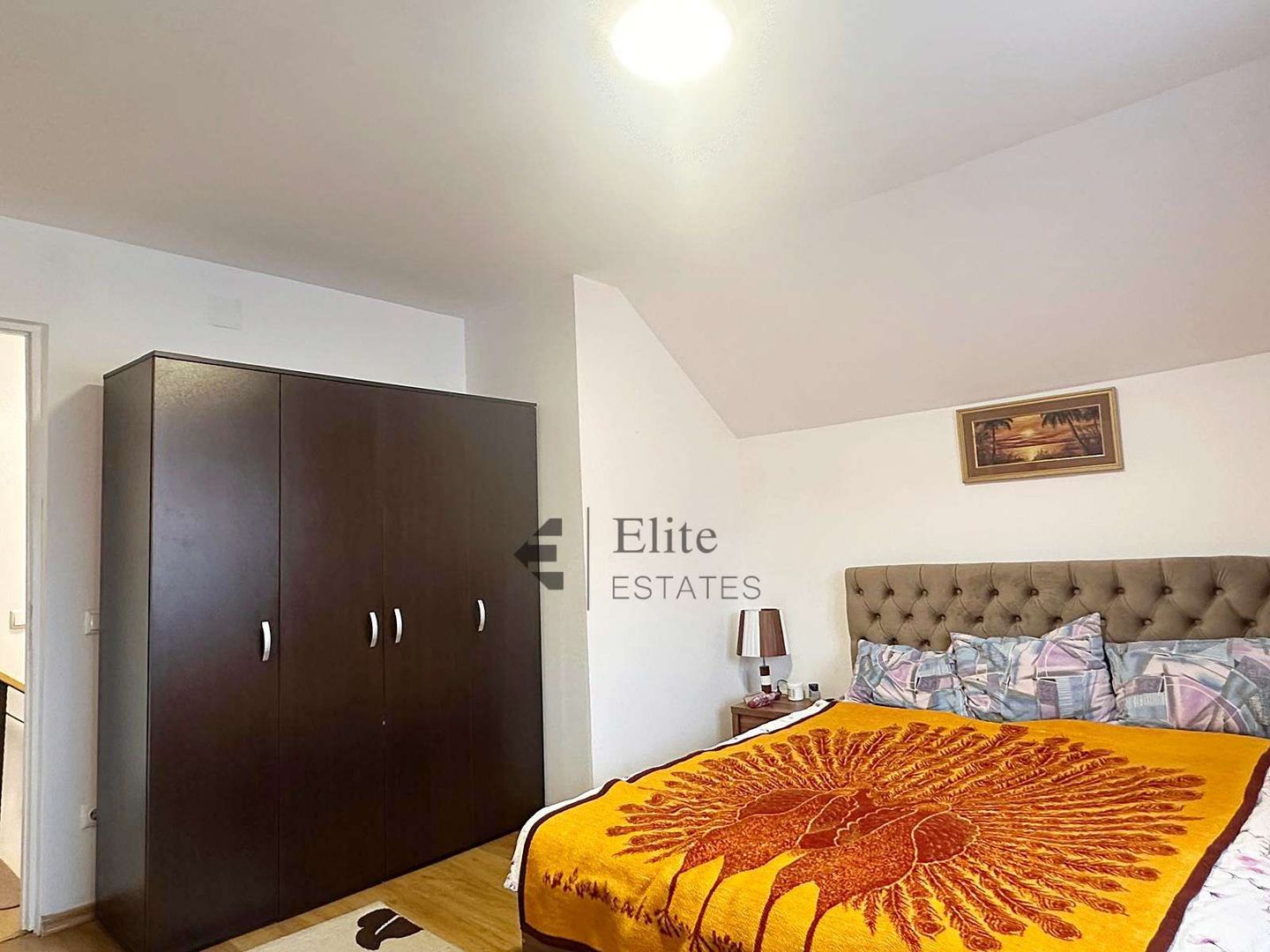 Casă cochetă intr-o zonă centrală foarte apreciata din Oradea - Poză 5