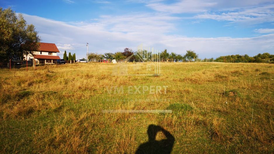 TEREN INTRAVILAN 9427 MP, CAMPULUNG - Poză 1