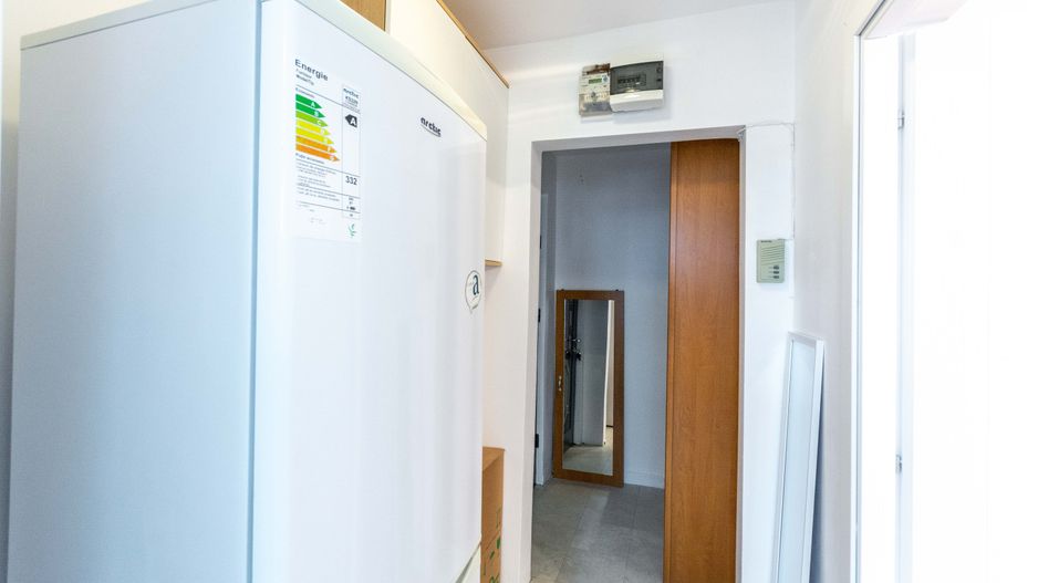 Piata Progresul Giurgiului, 2 cam, renovate, de inchiriat, comision 0% - Poză 8