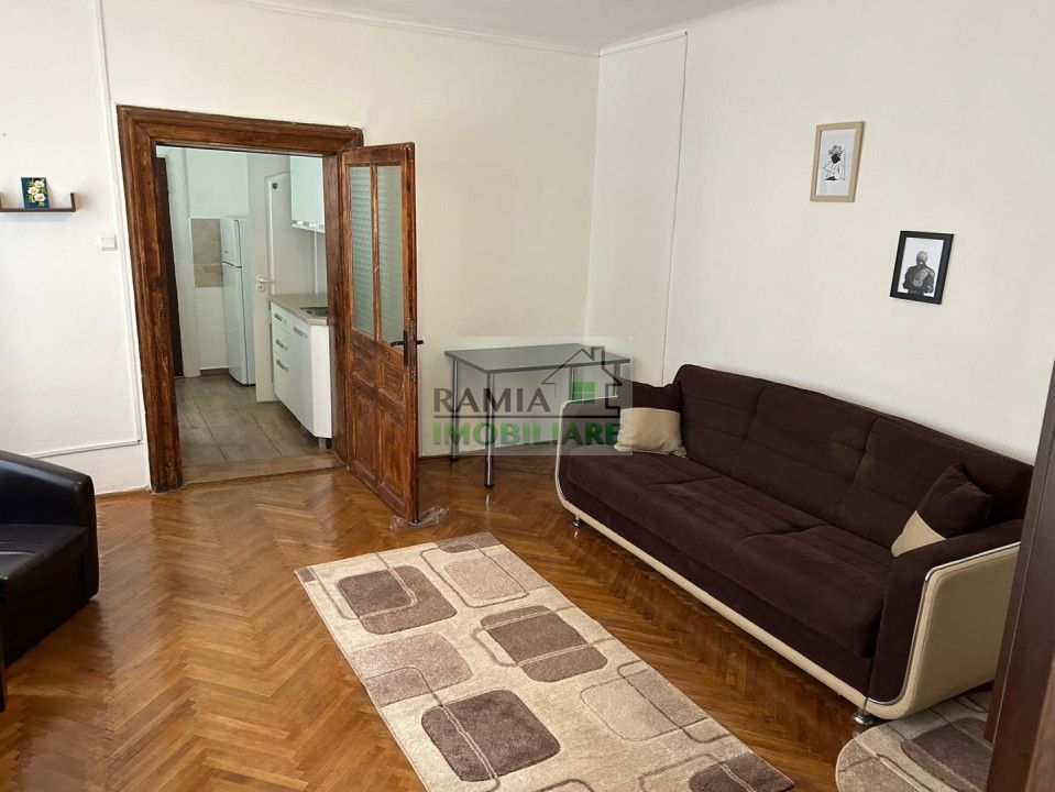 Apartament 2 camere Centrul Istoric – Piața Sfatului - Poză 2