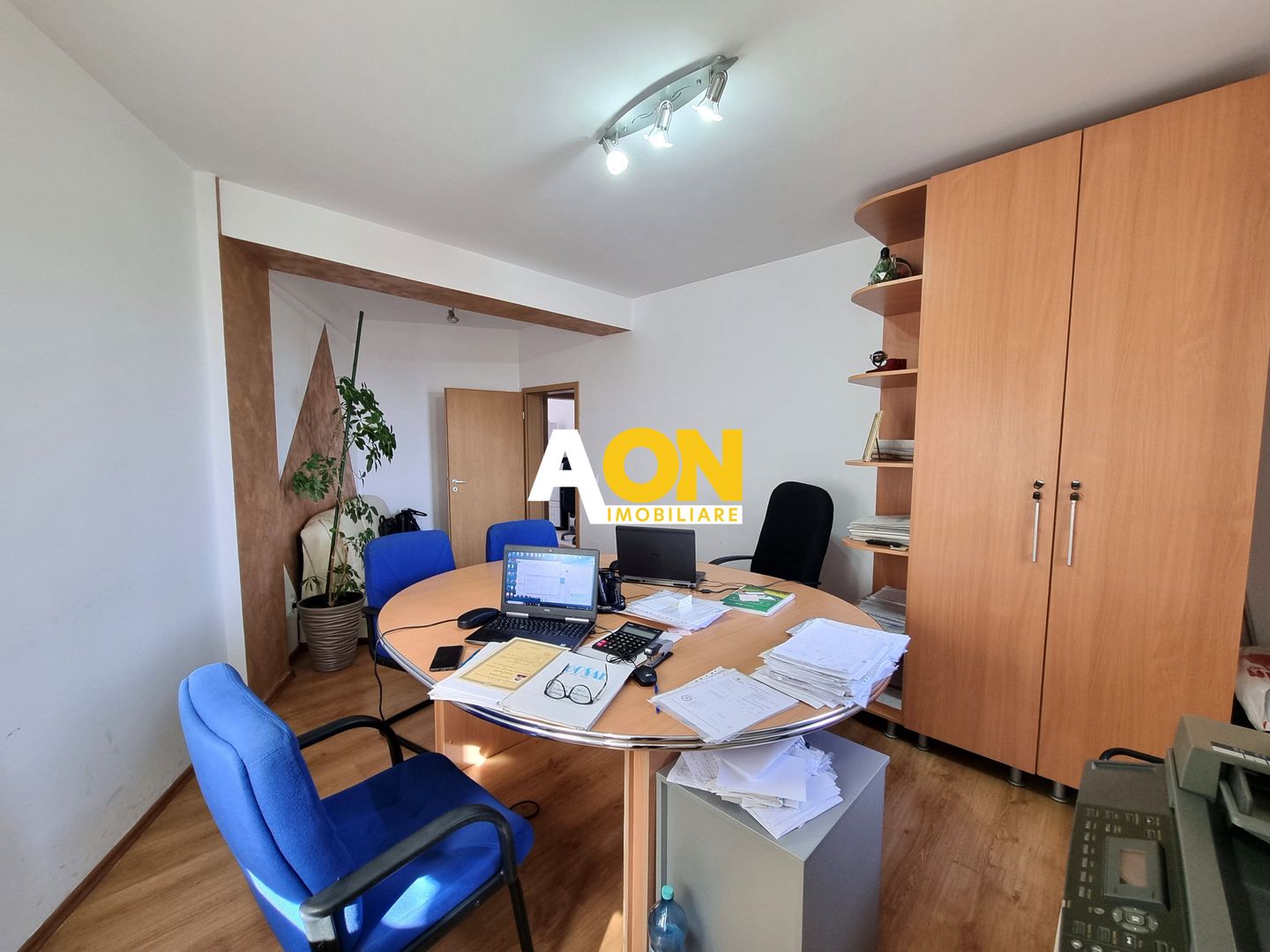 De vanzare apartament 2 camere, bloc nou, Cetate - Poză 1