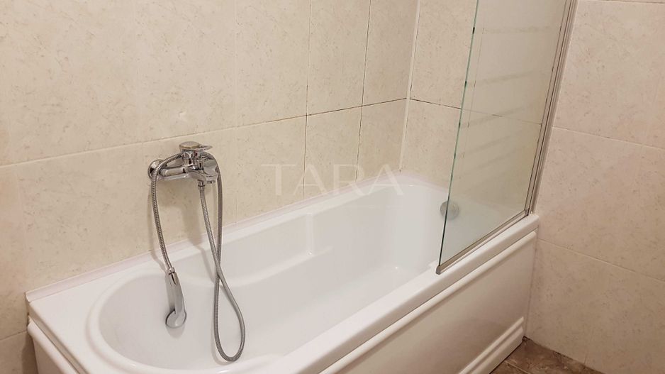 Apartament 2 camere, mobilat și utilat, în zona centrală - Poză 8
