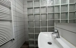 Apartament 2 dormitoare + living Podu Ros - Poză 19