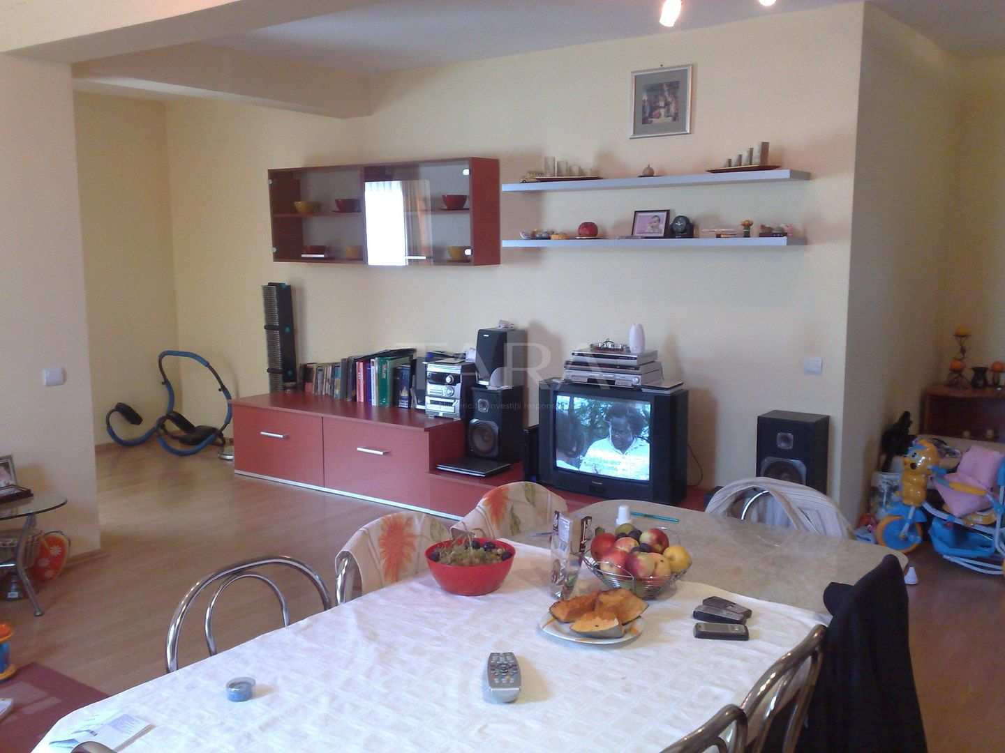 Apartament cu 3 camere de vânzare în zona Manastur - Poză 2