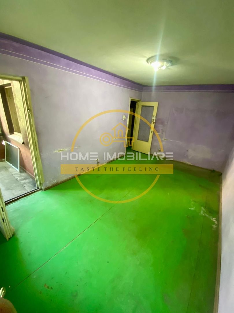Etaj 2 Apartament 2Camere-Decomandat  Bloc din 1983 -Zona Nicolina 1! - Poză 3