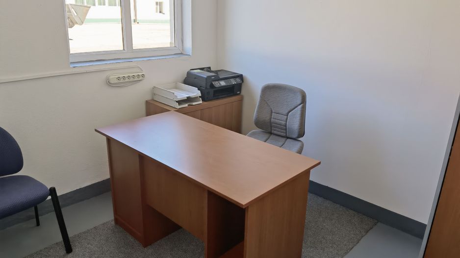 Proprietate industriala  la 35 km de TM - Poză 21