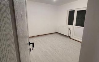 Apartament 3 camere complet renovat, Tomești – de vânzare - Poză 2