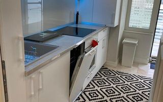 # inchiriez ap decomandat cu parcare inclusa complex Royal To - Poză 7