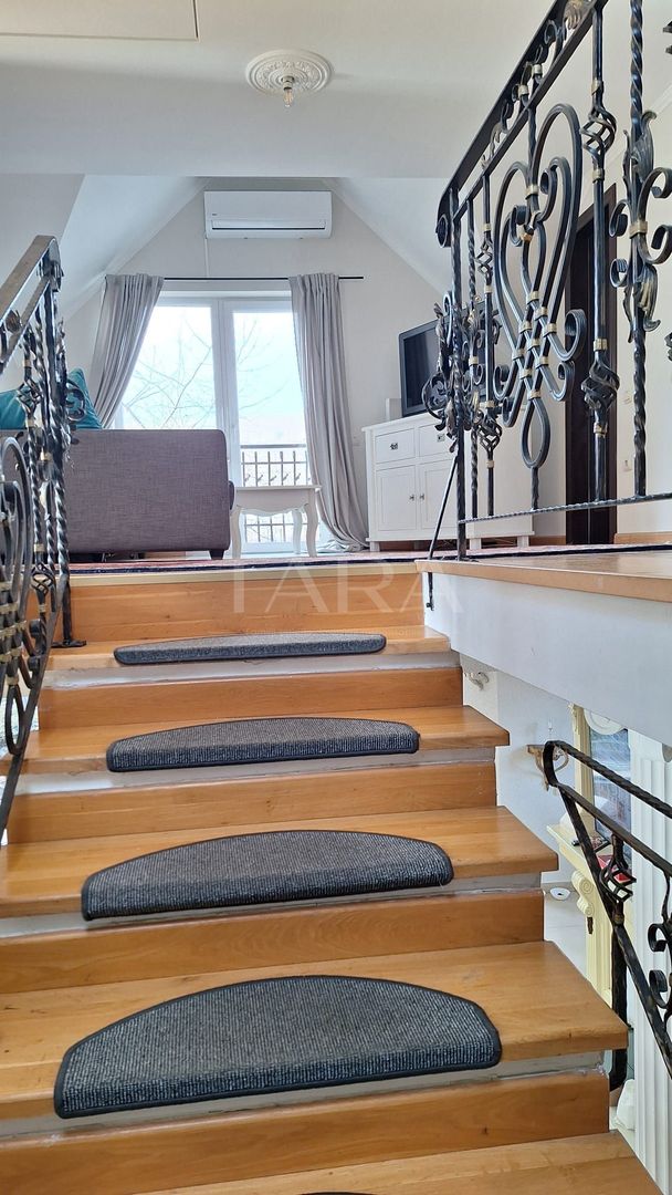 Casa Elegantă în Borhanci - Poză 7