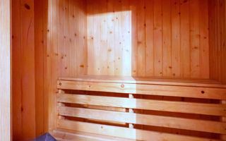 Apartament elegant cu saună proprie - Calea Mosilor 5/8 bloc 1980 - Poză 12