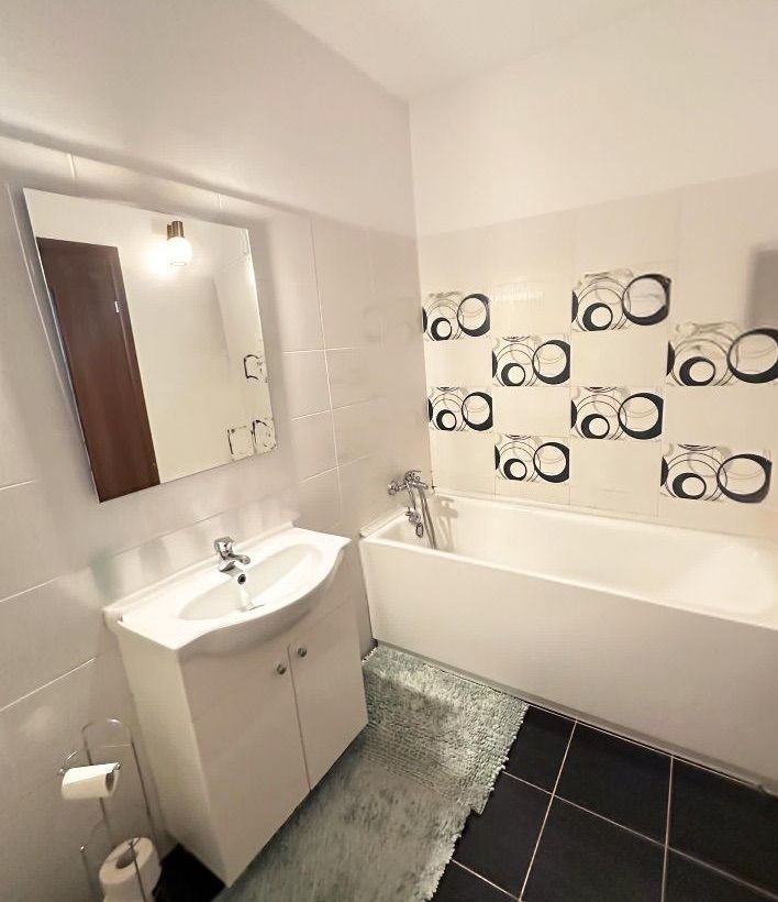Apartament de Închiriat 3 Camere Bucurestii Noi - Poză 11