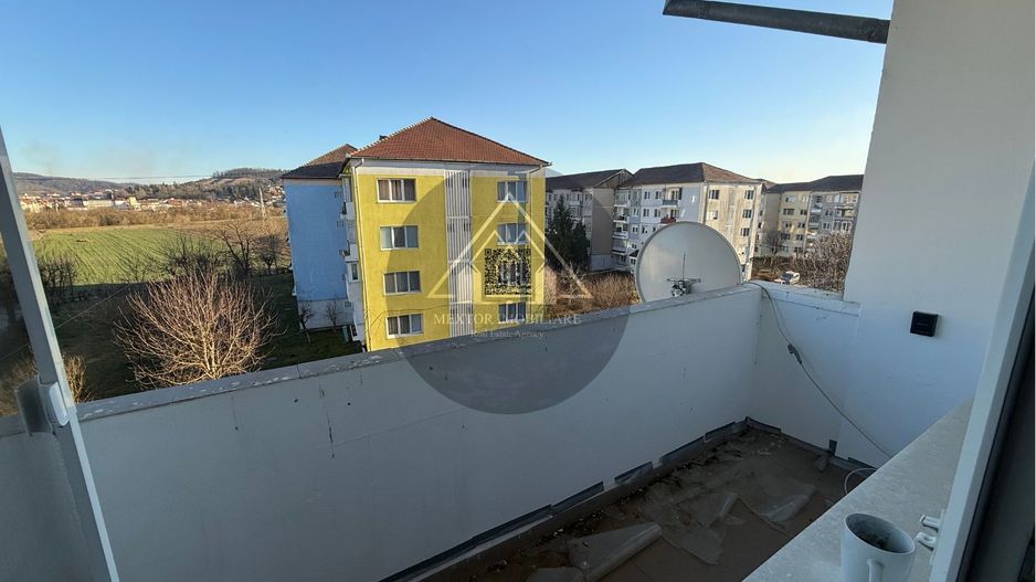 Apartament 2 camere, decomandat Medias - Poză 4
