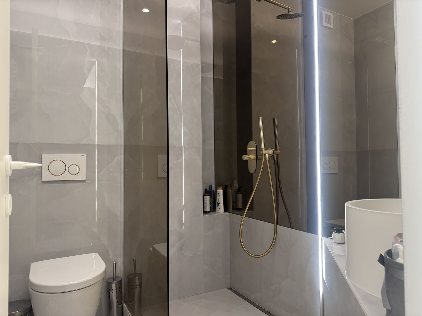 Apartament 3 camere de inchiriat parcare inclusa | Cortina North - Poză 11