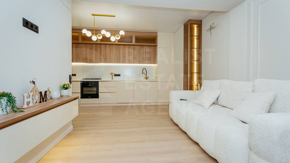 Vânzare, apartament, 2 camere, str. Grădina Botanică, Botanica - Poză 1