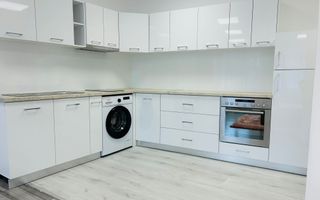 Studio modern  50 mp prima închiriere cu parcare  in zona Centrala - Poză 2