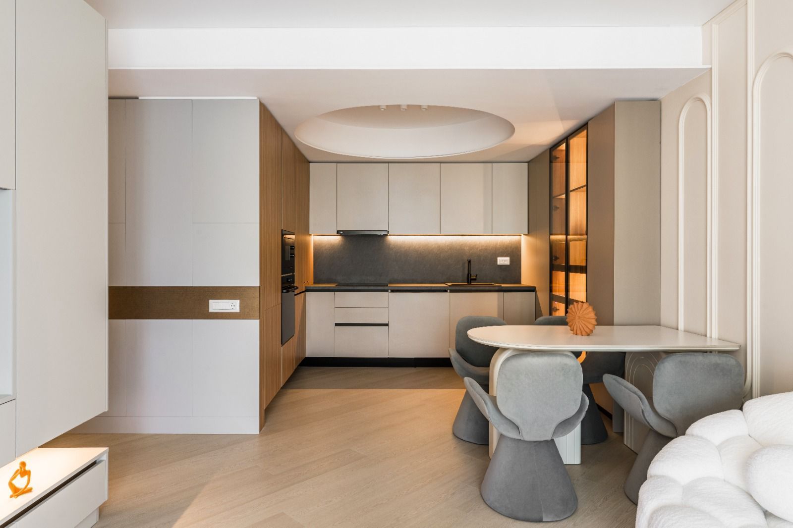 For Rent | Luxury 3-Room Apartment | 67sqm | Cortina North - Poză 3