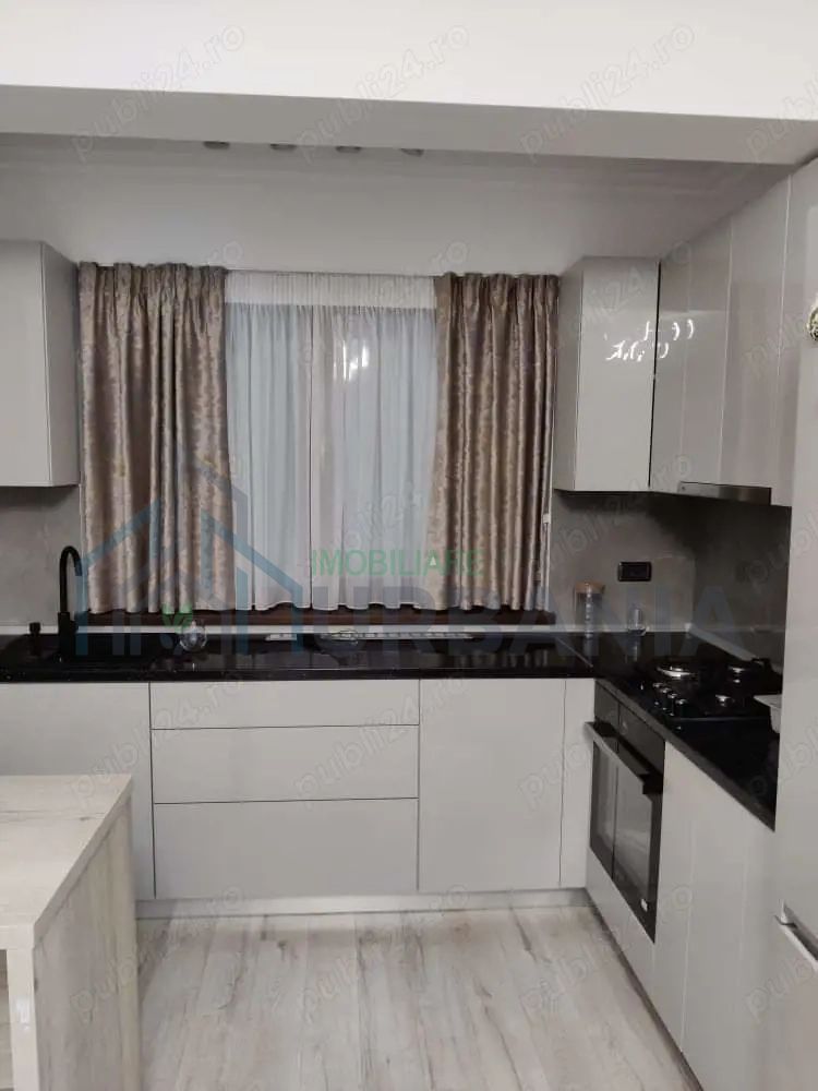 Apartament 3 camere decomandat - Poză 2