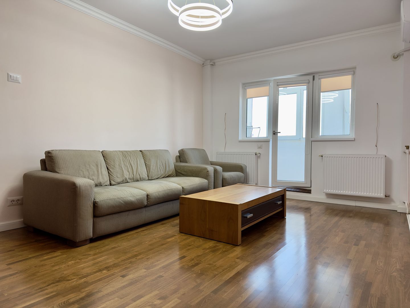 Apartament 3 camere V.V. Stanciu 7 | Timpuri Noi | Renovat - centrala termica. - Poză 5