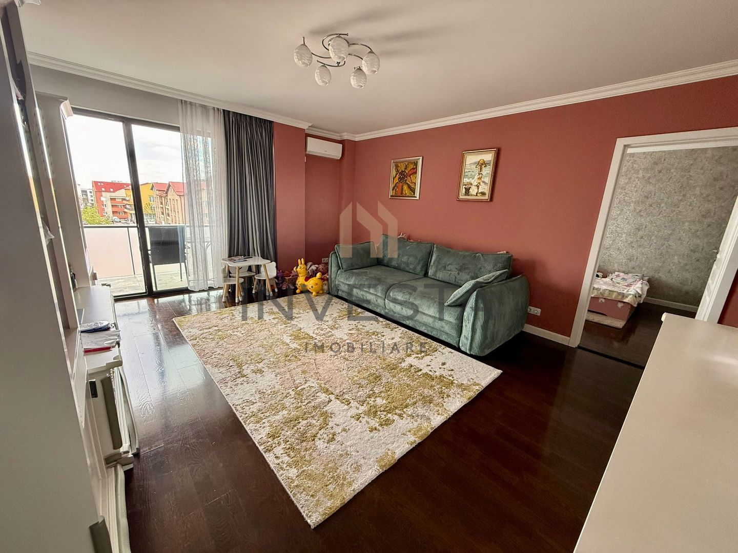 Apartament de vanzare cu 2 camere + garaj | Buna Ziua - Poză 1