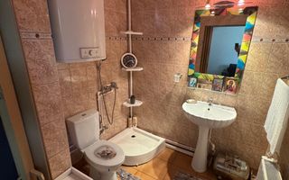 Casă de vânzare pe strada Tudor Vladimirescu - Poză 18