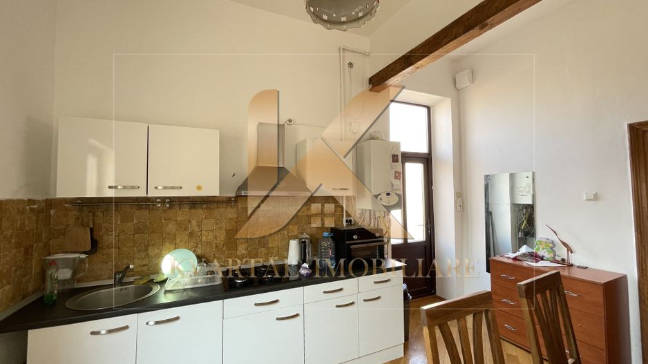 Apartament 2 camere, 75mp zona Centrala! Negociabil - Poză 1