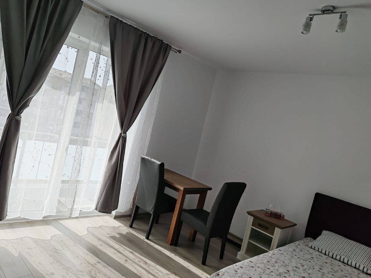 Apartament de vânzare cu o cameră în imobil nou - Poză 2