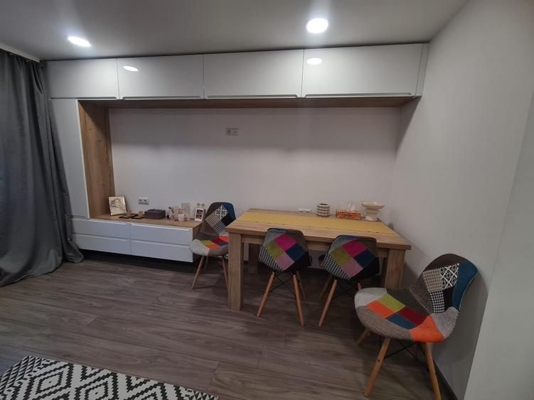 Apartament Micro 14 complet renovat - Poză 3