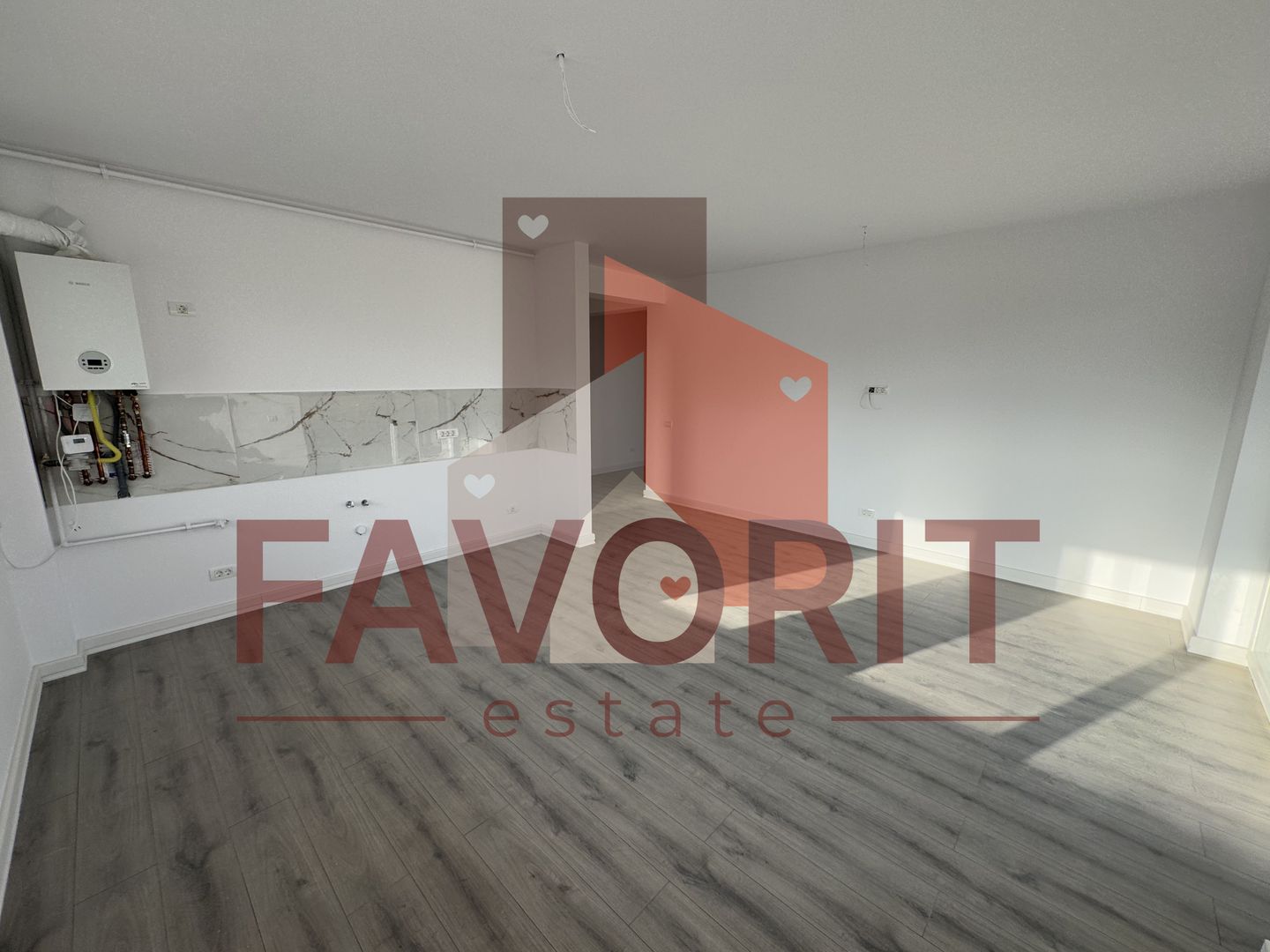 Spatios. Bloc NOU. Disponibil imediat. Strada asfaltata. - Poză 1