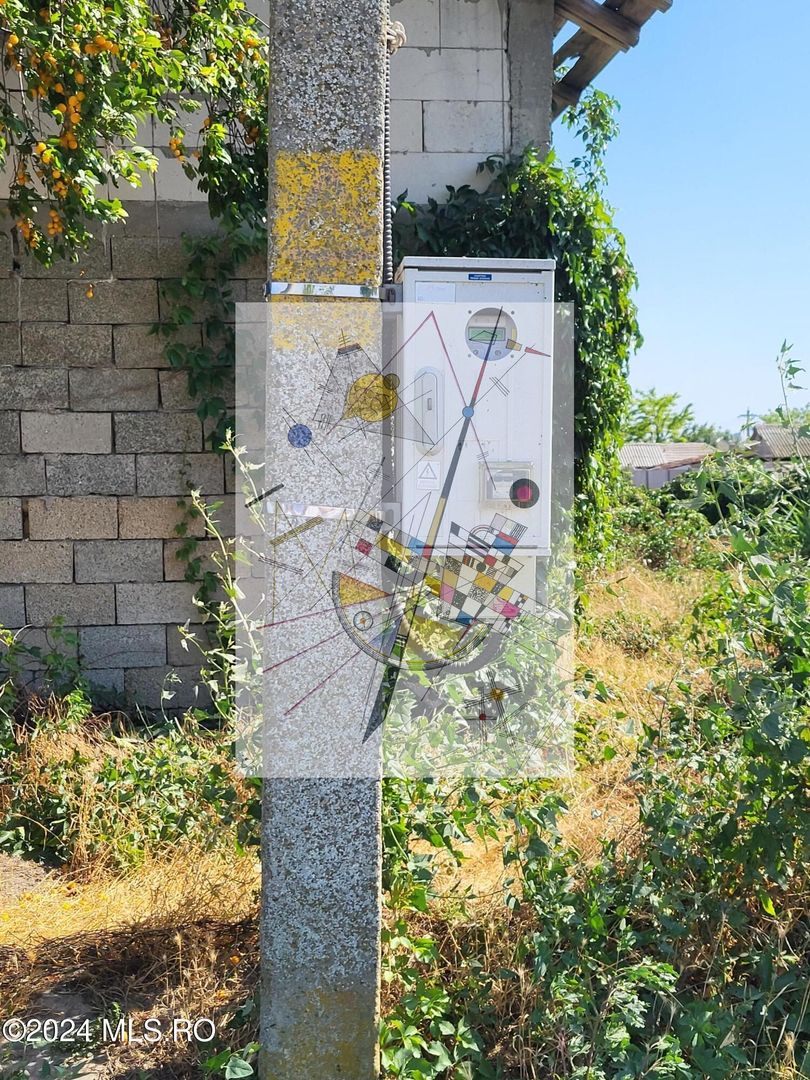 Teren intravilan de vanzare in localitatea Corbu - Poză 3