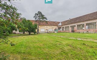 Casă în Neudorf, comuna Zăbrani, judeţ - Poză 1