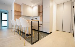 3 Camere + Parcare, Curte 75mp, One Lake Club - Poză 8