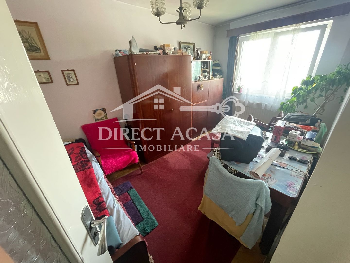 Apartament  cu 3 camere -Zona Dambu-B-dul 1848 - Poză 2