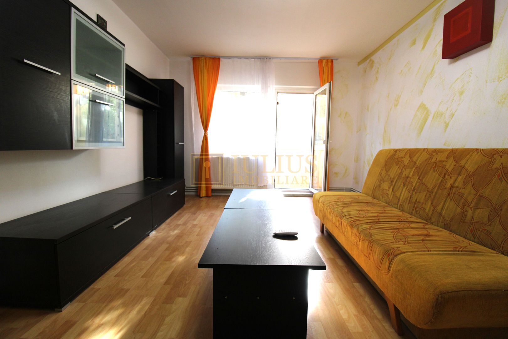 Apartament cu 3 camere, Bucovina-Torontalului - Poză 2