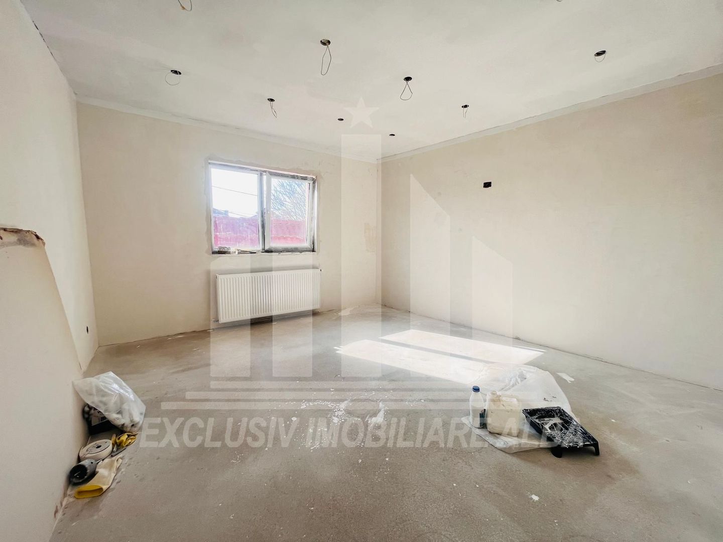 Garsoniera de vanzare, Maieri - Poză 2