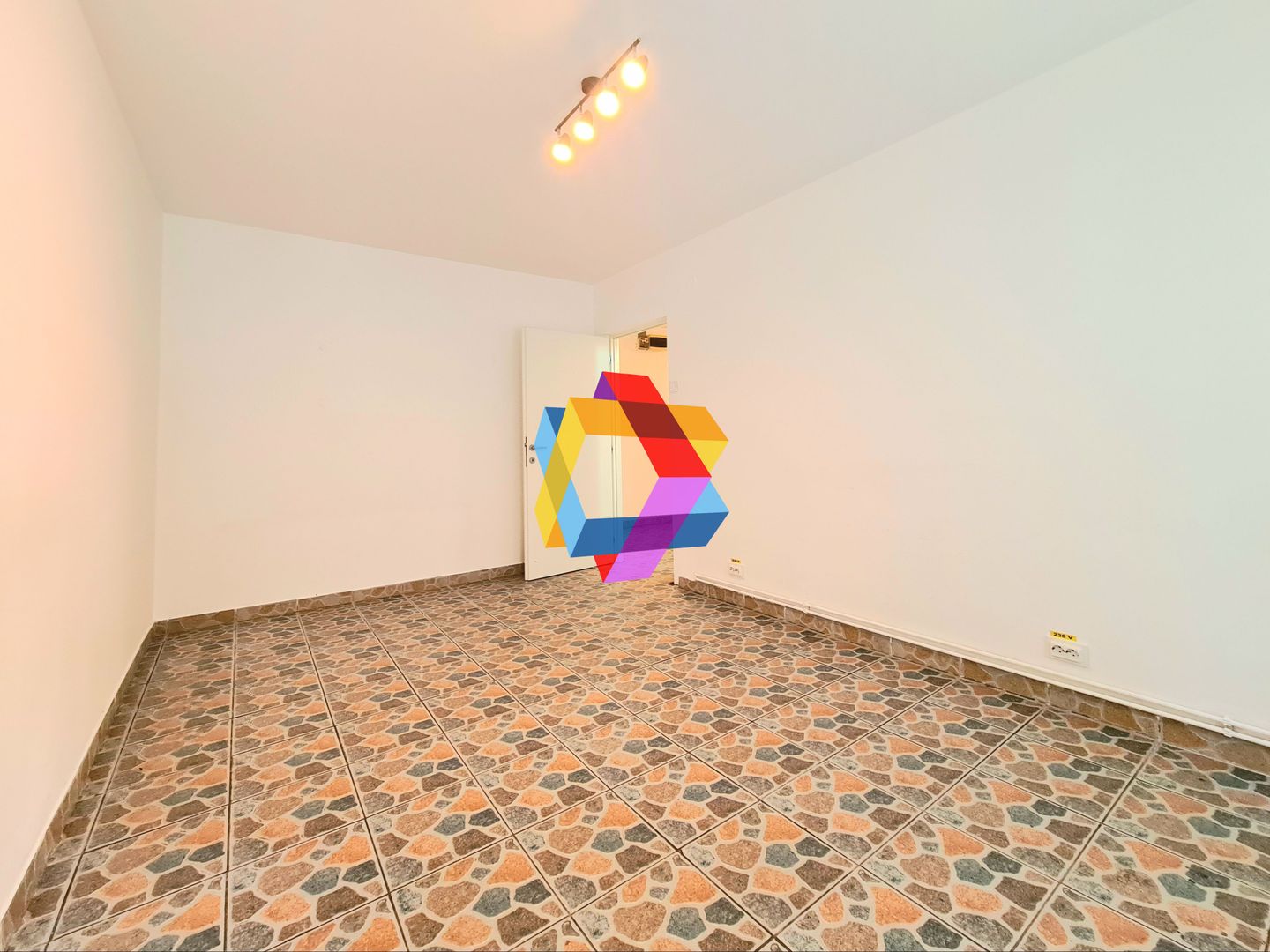 Spatiu birouri de vânzare Brasov - 55 mp  # www.Plus-Imo.ro - Poză 4