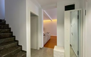 Vila 5 camere Pipera | 2 parcari | gradina - Poză 9