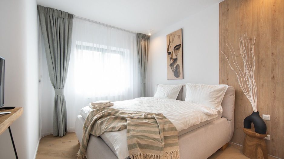 Închiriere apartament 2 camere, 55mp - Poză 11