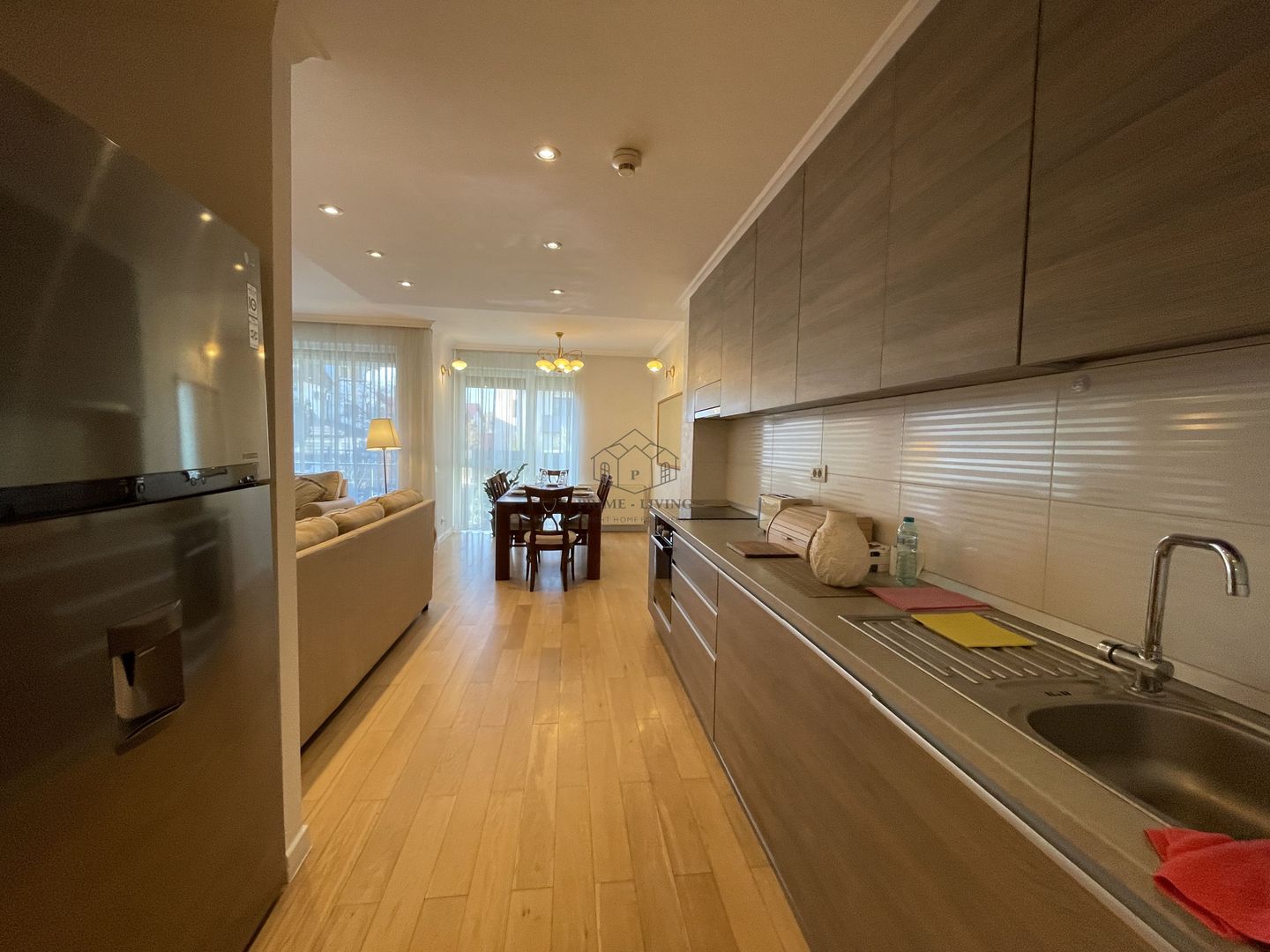 APARTAMENT CU 3 CAMERE, PARTER CU GRADINA LA INCHIRIERE IN COMPLEX - Poză 7