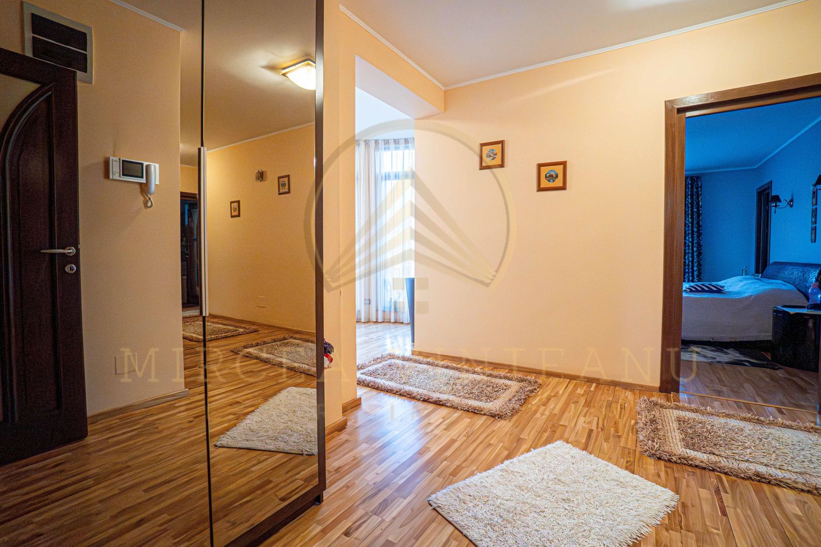 DACIA - Vila D+P+1E+M, teren 780 mp, deschidere 24 ml. - Poză 40