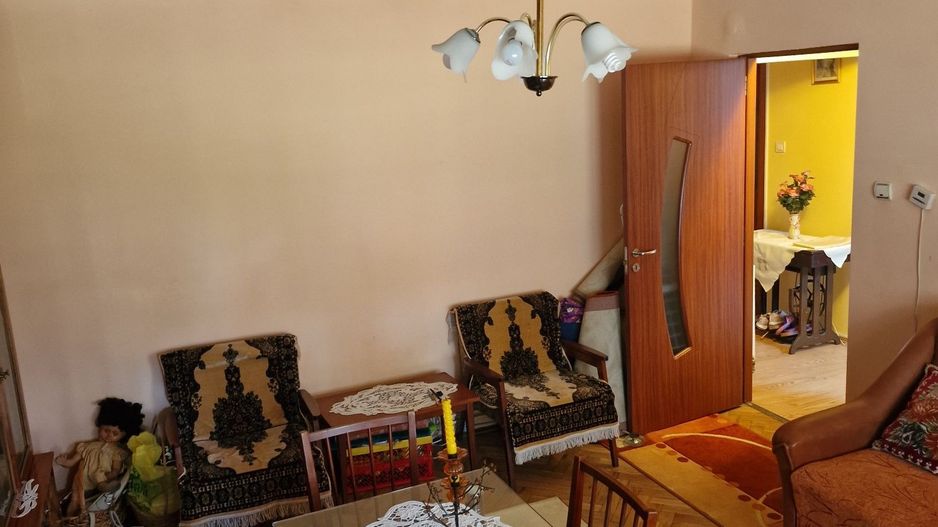 Vând apartament 3 camere - Poză 8