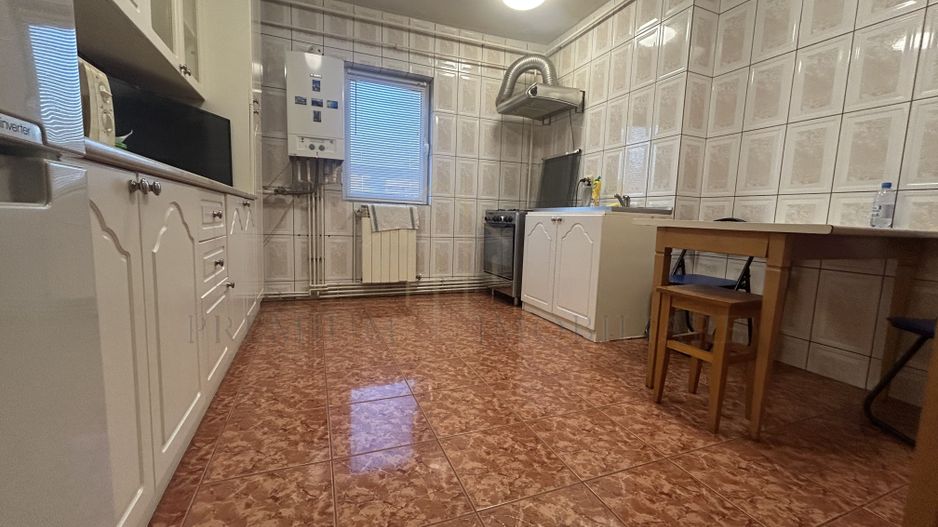 Apartament 3 camere zona de jos - Poză 11